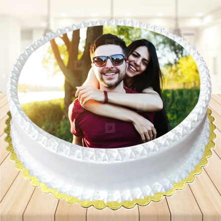 cute couple photo cake