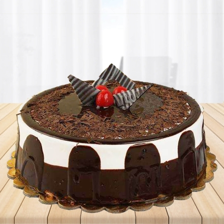 Delicious Black Currant Cake, Send Gifts Baroda Delivery in Ahmedabad –  SendGifts Ahmedabad
