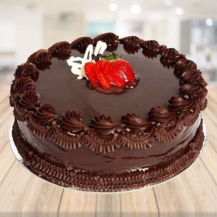 Chocolate rocky road cake. - Decorated Cake by The Cake - CakesDecor